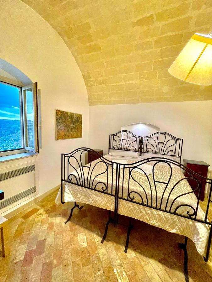 Dimora La Gravina Bed and Breakfast Matera Exteriör bild